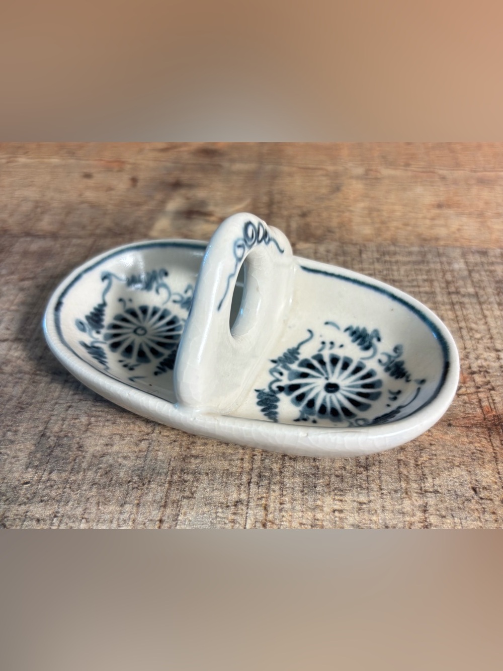 World Market Hand Paint Blue & Creamy White Ceramic Ring Jewelry Trinket Dish